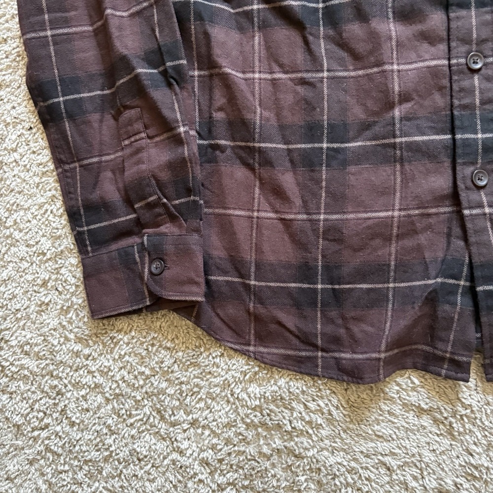 Uniqlo Button Up Flannel Shirt Med Mens Black Plaid 100% Cotton Long Sleeve - Picture 3 of 7